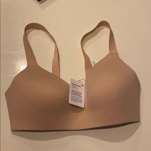 Lululemon hold true bra 32d